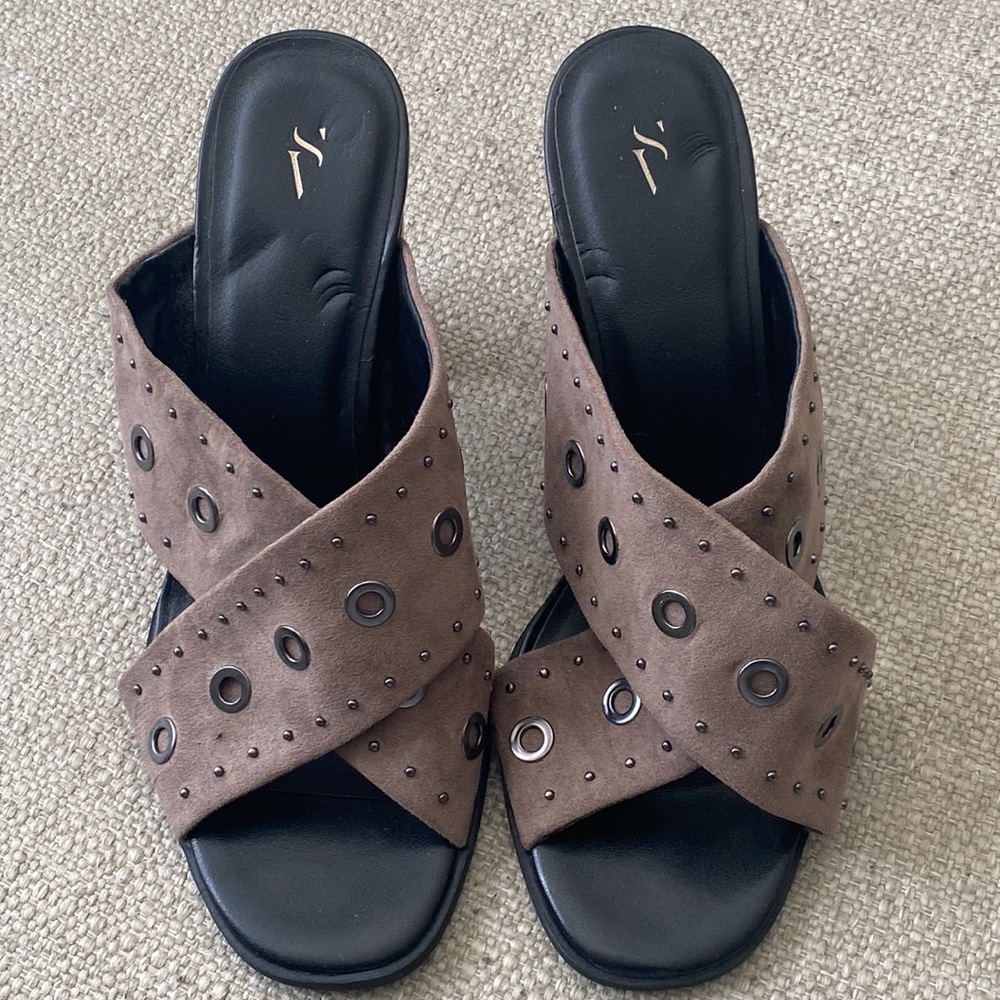 Simply Vera Vera Wang Dark Taupe Studded Criss Cross 4” Block Heel 8